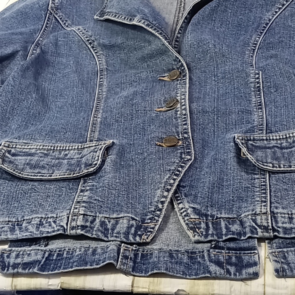 Ethyl Vintage Denim Jacket Size Medium - Picture 11 of 13